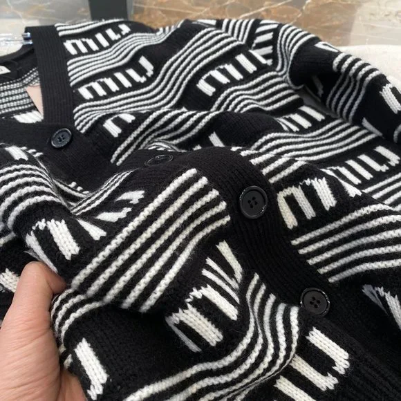 MIU MIU Wool cardigan